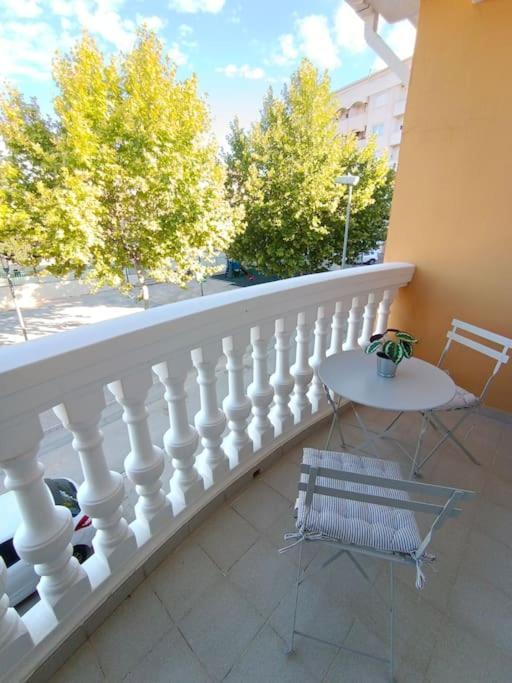 Acogedora Y Confortable Casa Familiar En L'Ollería Exteriör bild