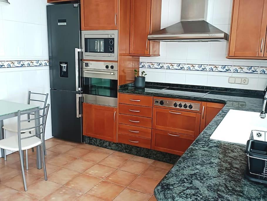 Acogedora Y Confortable Casa Familiar En L'Ollería Exteriör bild